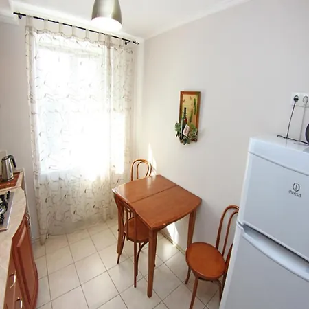 Basseynaya 3*