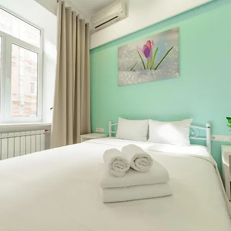 Basseynaya Апарт-отель 3*