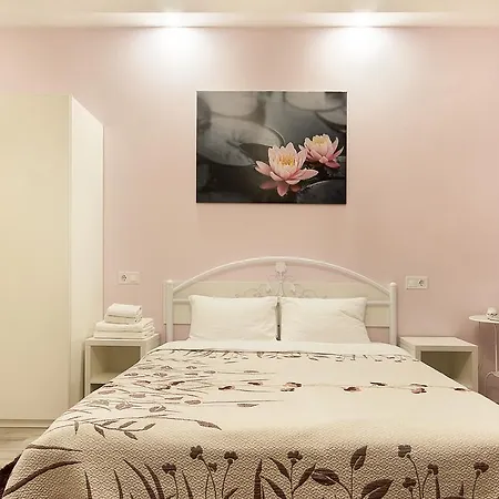 Basseynaya Aparthotel