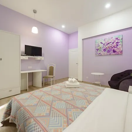 Basseynaya Aparthotel 3*